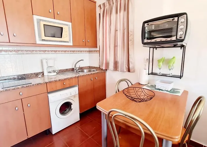 Santafe Holiday Pool 126 *