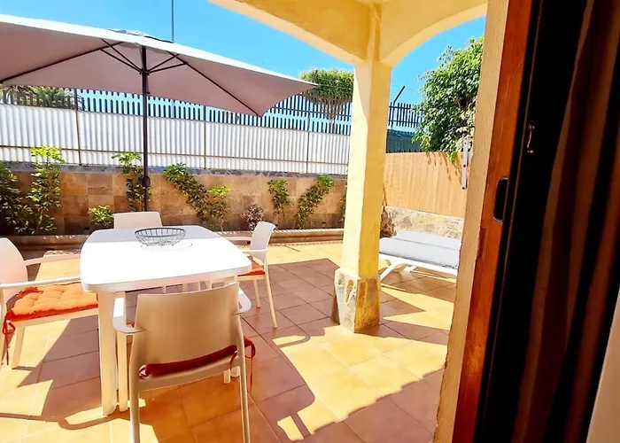 Santafe Holiday Pool 126 *