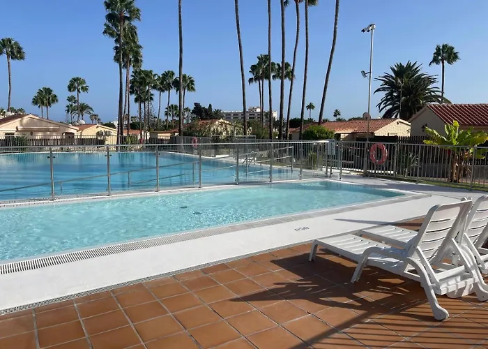 Santafe Pool 126 بلايا ديل إنغلز